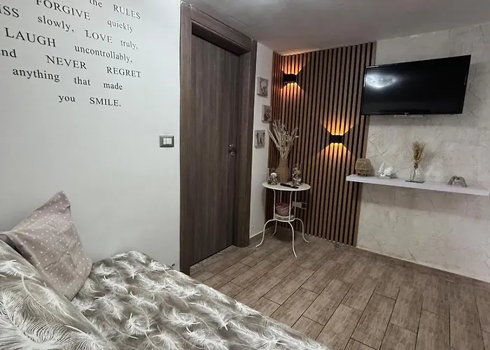 La Casa Di Zia Raf Napels